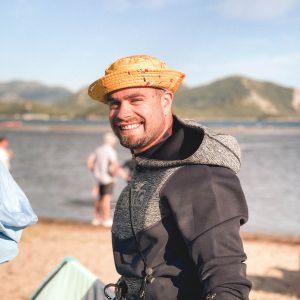 Šola kajtanja, Vodja ekipe Rok Bernik